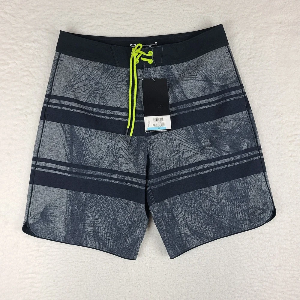 Oakley Board Shorts Men 31 Blue Striped Tailored Fit 10